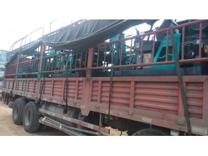 挖掘機(jī)再發(fā)一車(chē) 新廠(chǎng)房建設(shè)順利