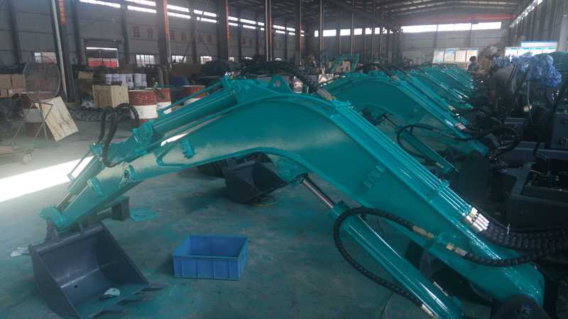 小型挖掘機(jī)